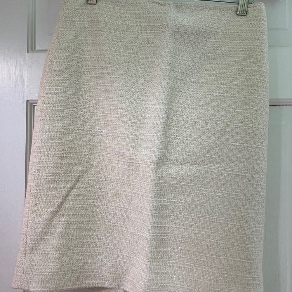Theory Tweed Cream Pencil Skirt